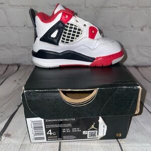 JORDAN 4 RETRO🔥🔥🔥🔥